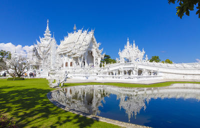 Wat Rong Khun - White Temple