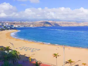 Las Canteras Beach