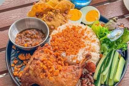 Hidden Garden by the Sea