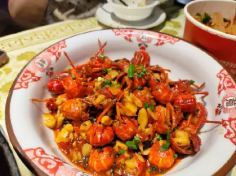 卖龙虾的小伙子(星沙总店)