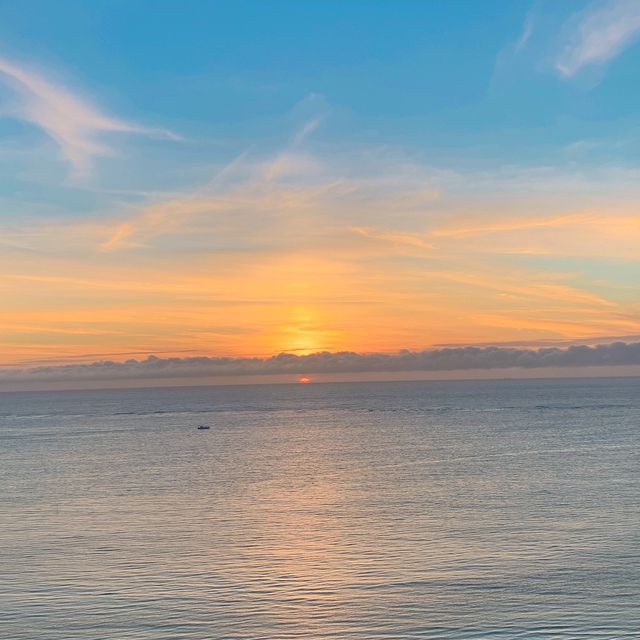 沖縄　夕陽が美しい全室オーシャンビュー