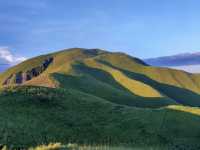 The hill overlooking the Toba lake