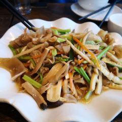 沈大妈正宗岚谷熏鹅 User Photo