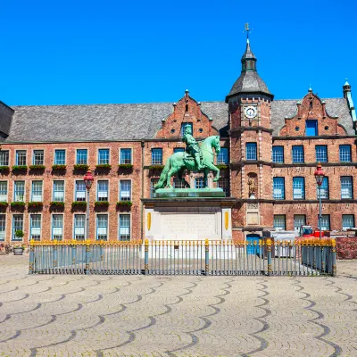 Авиабилеты Дюссельдорф в Аэропорт Внуково