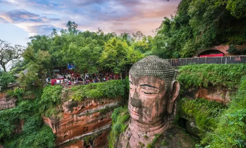 Großer Buddha von Leshan