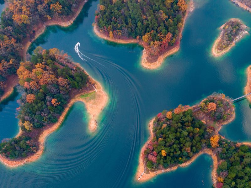 Thousand Island Lake, Central Lake Area