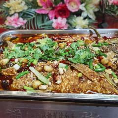 杨三烧鸽子(一毛街店) User Photo