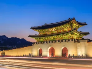 Gwanghwamun Square