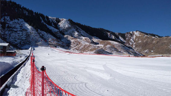 tian shan tuo feng hua xue chang