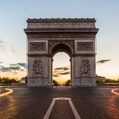 Отели рядом с достопримечательностью «Le Bar du Saint James Paris»
