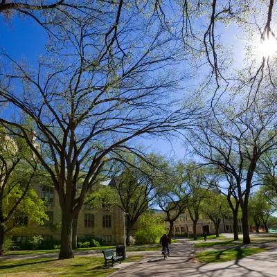 Vé máy bay Saskatoon Bulawayo