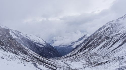 Balang Mountain Pass