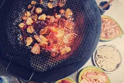 赟赟铜火锅烧烤