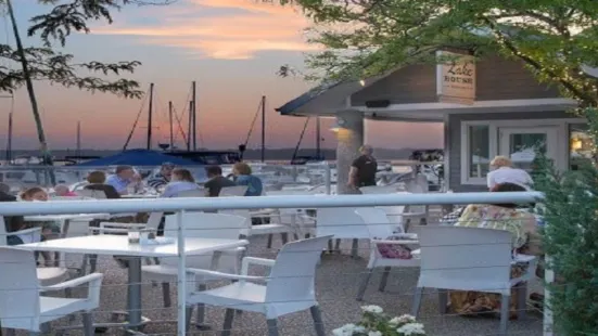 The Lake House Waterfront Grille