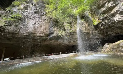 Cang Mountain Scenic Area