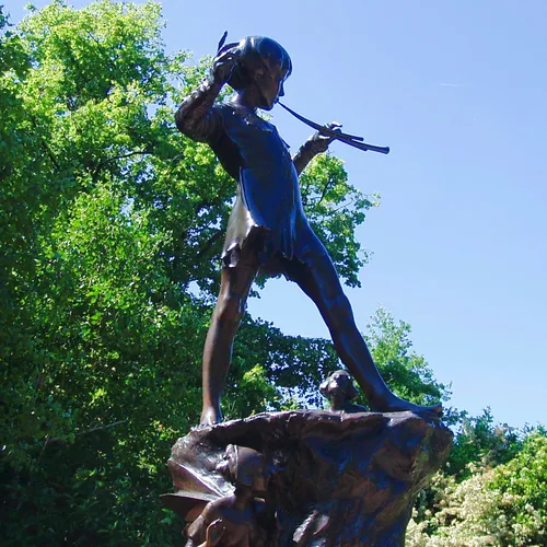 Peter Pan statue