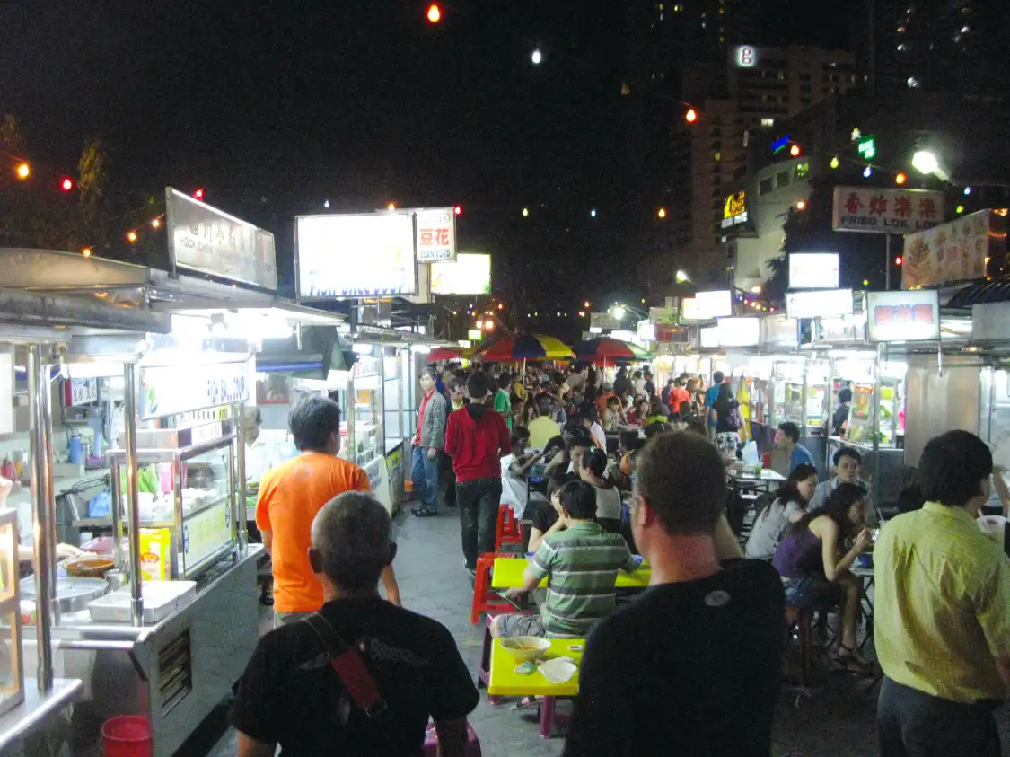 โรงแรมใกล้ถนนกอร์นี