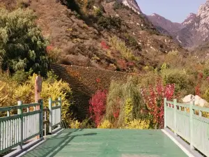 링서우의 인기 가을 경치