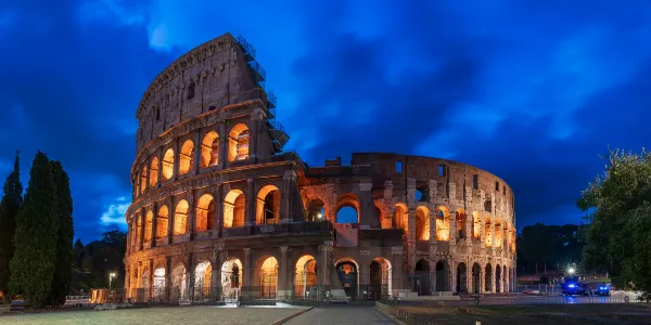 イタリアの人気夜の観光スポット