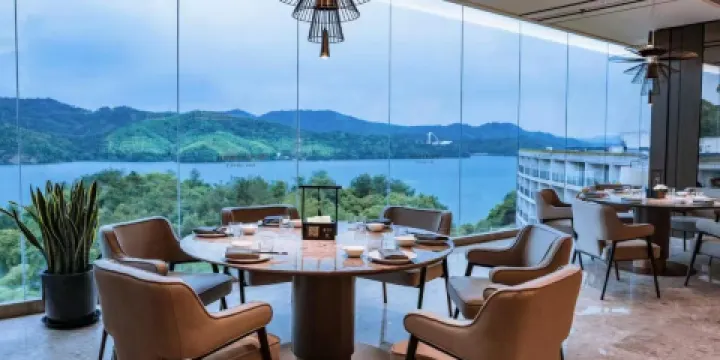 天目湖涵田度假村·天目御庭湖景餐廳