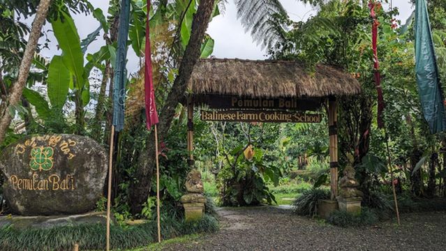 Pemulan Bali Farm Cooking School, Ubud