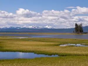 Yellowstone Lake
