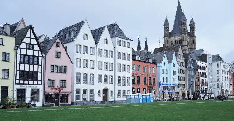 Hotels near Old Street along Rhine