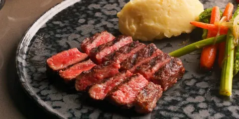 Sam’s Steaks & Grill