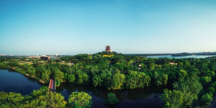 Longshan Park