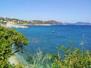 billet d'avion Nîmes Toulon