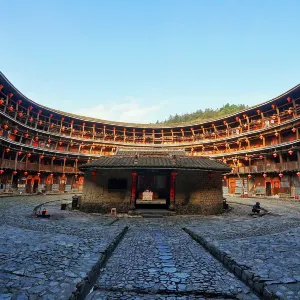 田螺坑土樓群
