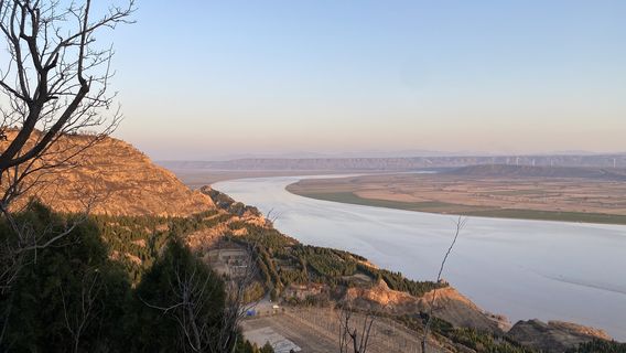 Scenic Area of Yu's Crossing on the Yellow River