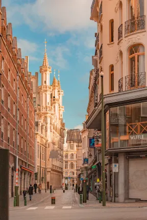 Hotels near The Roy's tours- Brussels food & beer tours