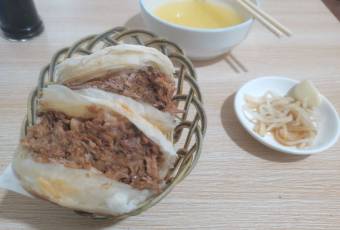 石三酱肉火烧 user photo