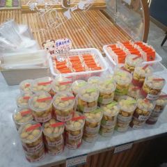 爱的礼物(解放路店) User Photo