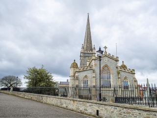 Direct flight from Kirkwall to Londonderry tickets