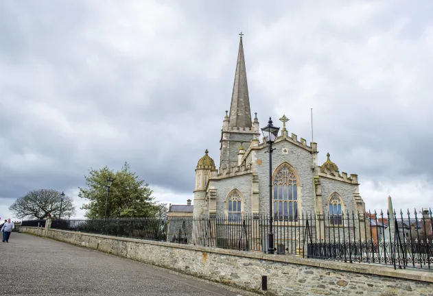 Flug nach Londonderry