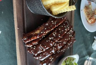 Bitburger Beer Hall User Photo