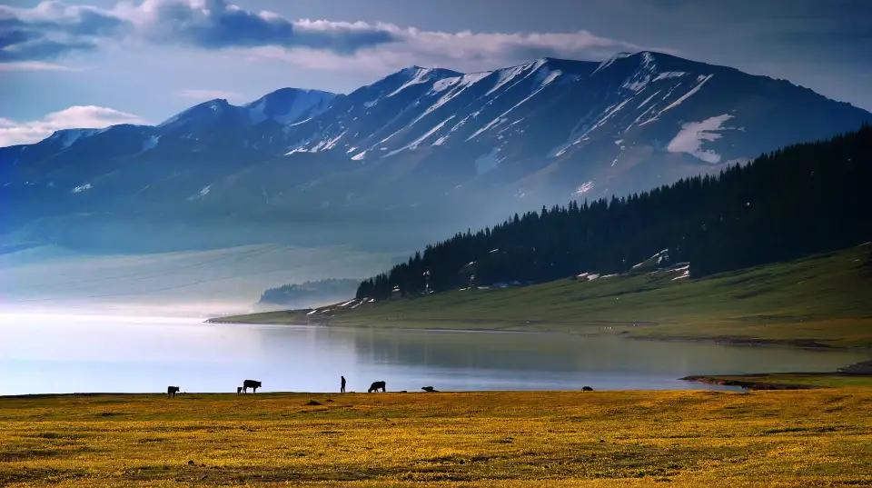 1_Sayram Lake