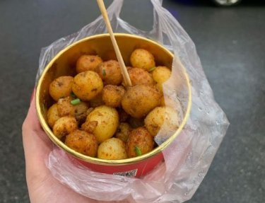 铁路坝小吃街