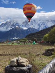 雅魯藏布大峽谷熱氣球飛行營地