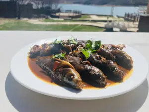 山水间餐饮(金海湖店)