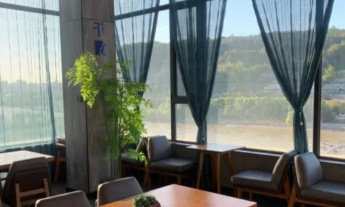 中山裡手抓·觀景餐吧