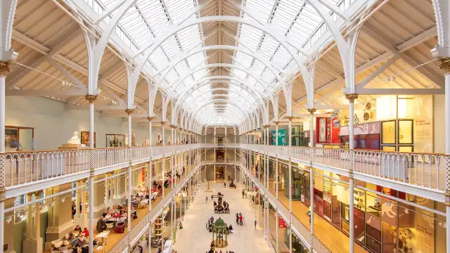 Hotels near National Museum of Scotland