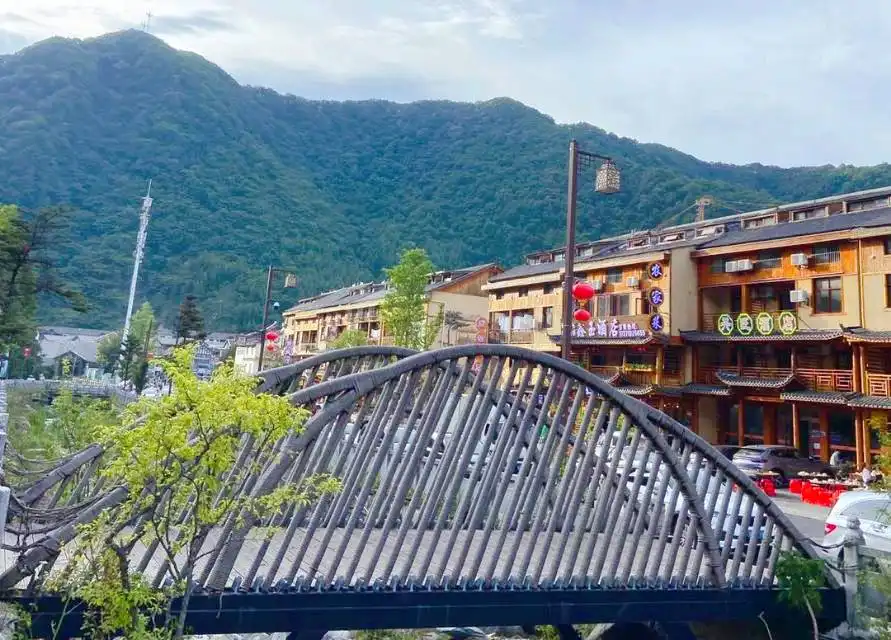 Các khách sạn gần Pingqian Ancient Town