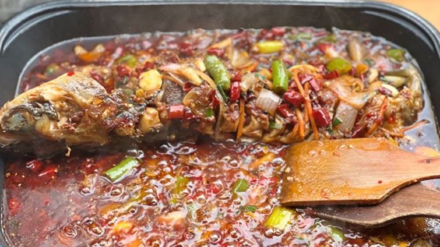 一家館子紙包魚