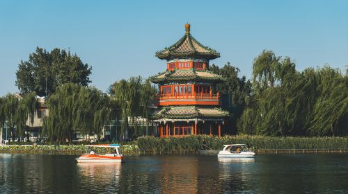 Back Lakes (Hou Hai)