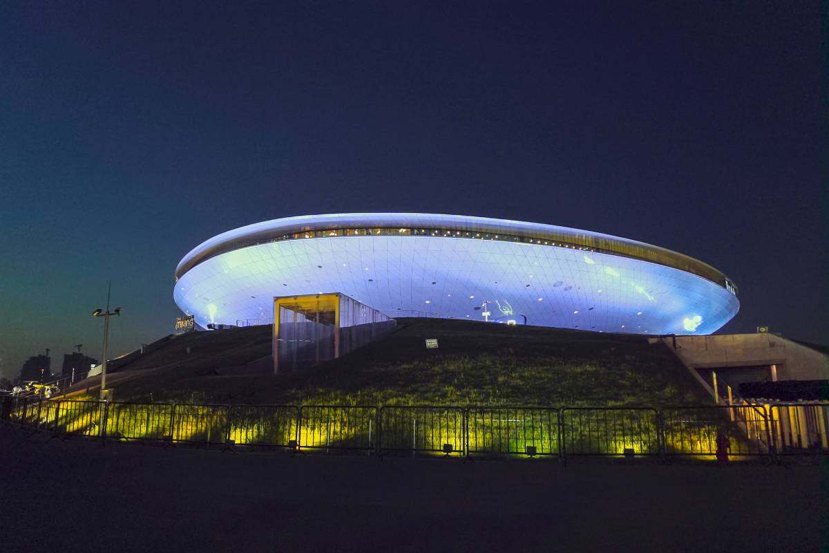 梅賽德斯奔馳文化中心