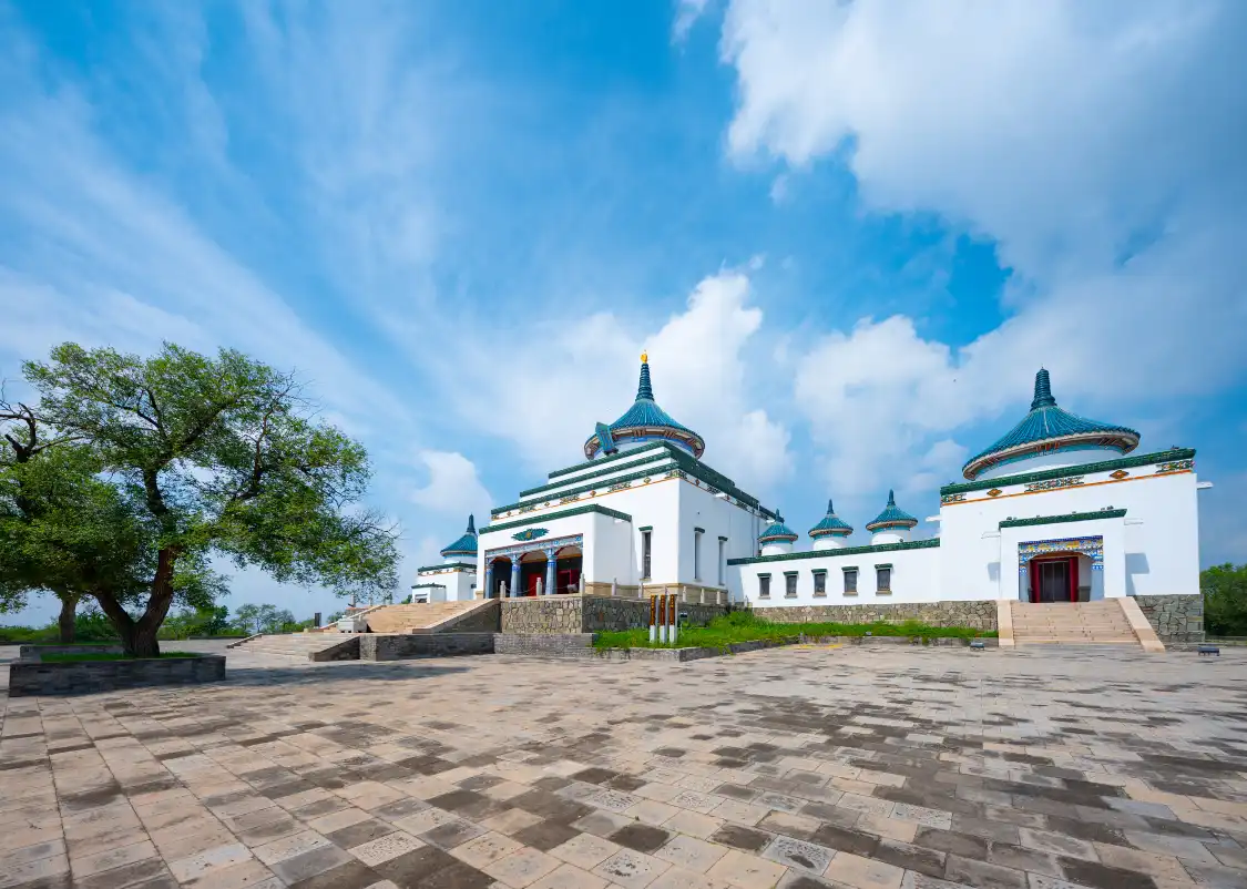 Hotels near Genghis Khan Temple