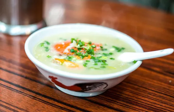 六記粥麵